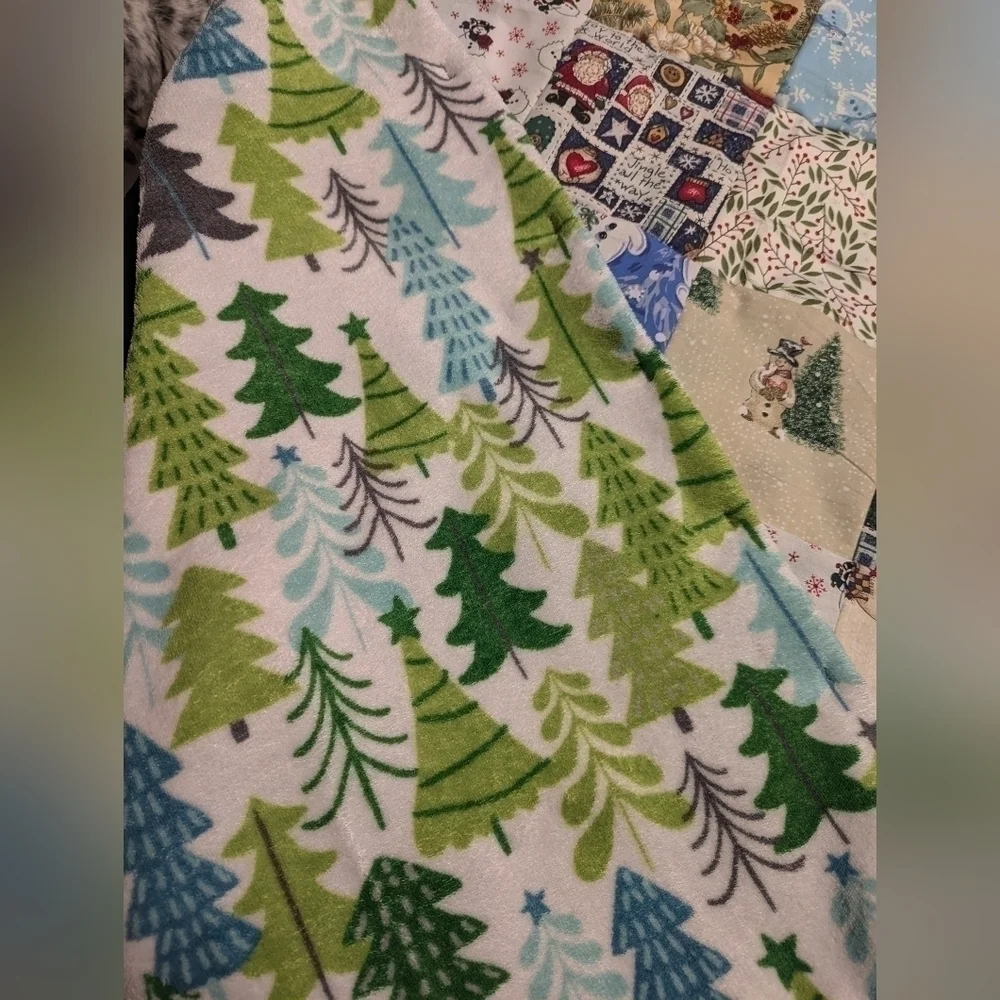 Handmade Snowman Christmas Trees Cotton and Fleece Quilt 45